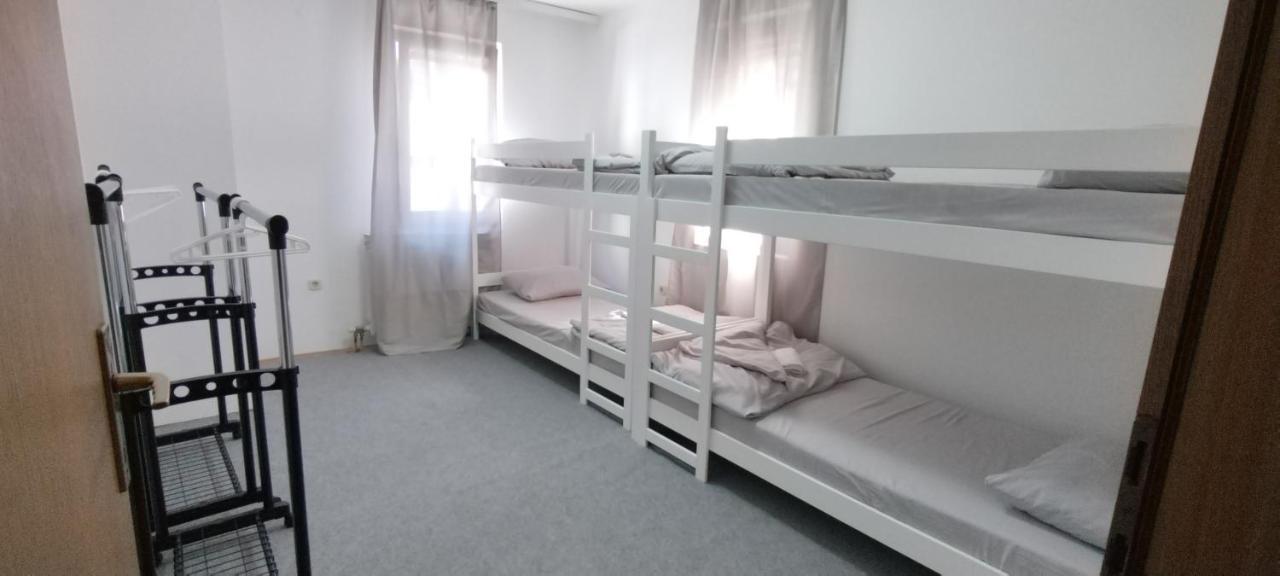 Hostel Center Luxury Sarajevo Ngoại thất bức ảnh
