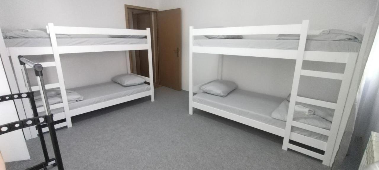 Hostel Center Luxury Sarajevo Ngoại thất bức ảnh